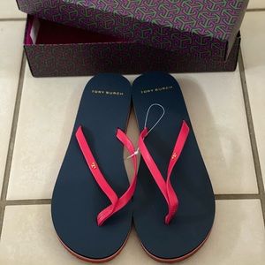 NEW Tory Burch Leather Flip Flop Vibrant Pink